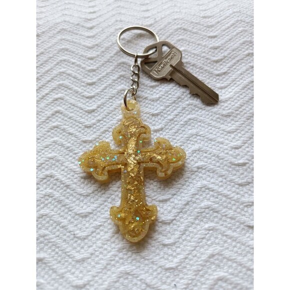 Cross Gold Flake Keychain Attachable Keyring - Picture 1 of 6